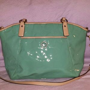 Coach pocket tote